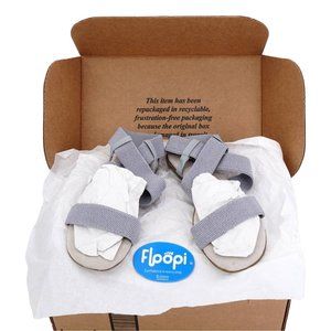 Floopi Womens Gladiator Comfort Sandals Gray Flat Heel Strappy Memory Foam Sz 7